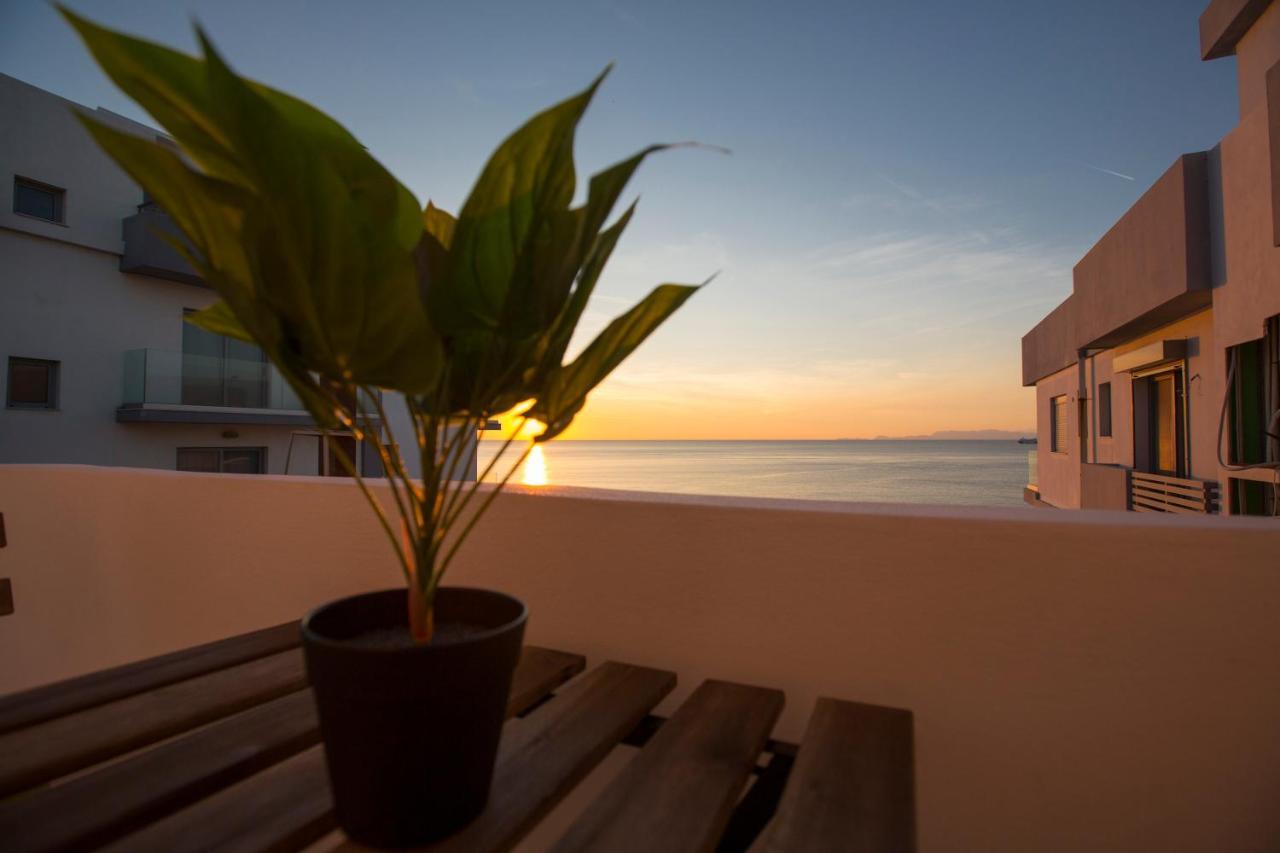 Sea Side Rooms Rhodes City Екстериор снимка
